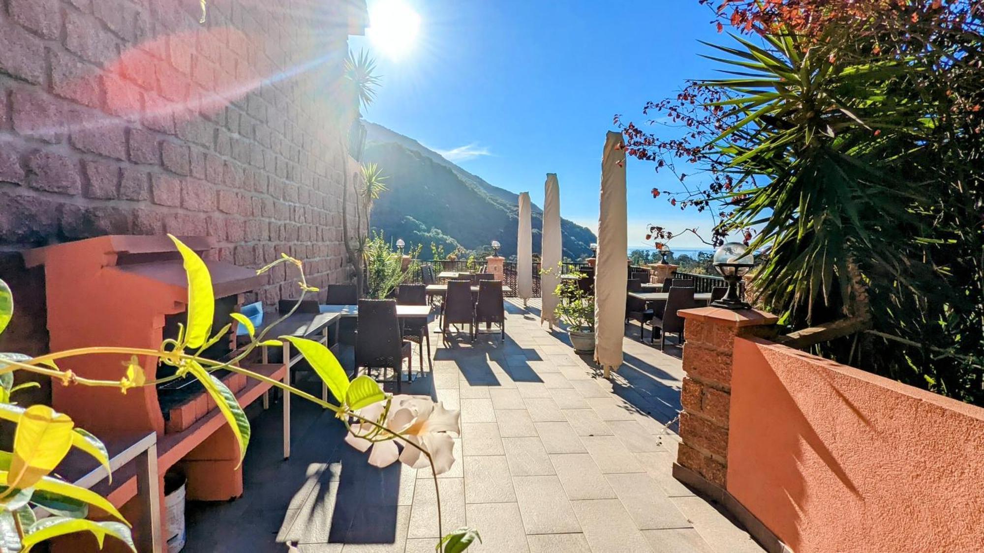 Le Porto T3 55M2 Vue Mer Immeuble Traditionnel En Pierre De Taille Avec Prestations Exceptionnelles Barbecue Ordinateur Videosurveillance Terrasse Panoramique エクステリア 写真