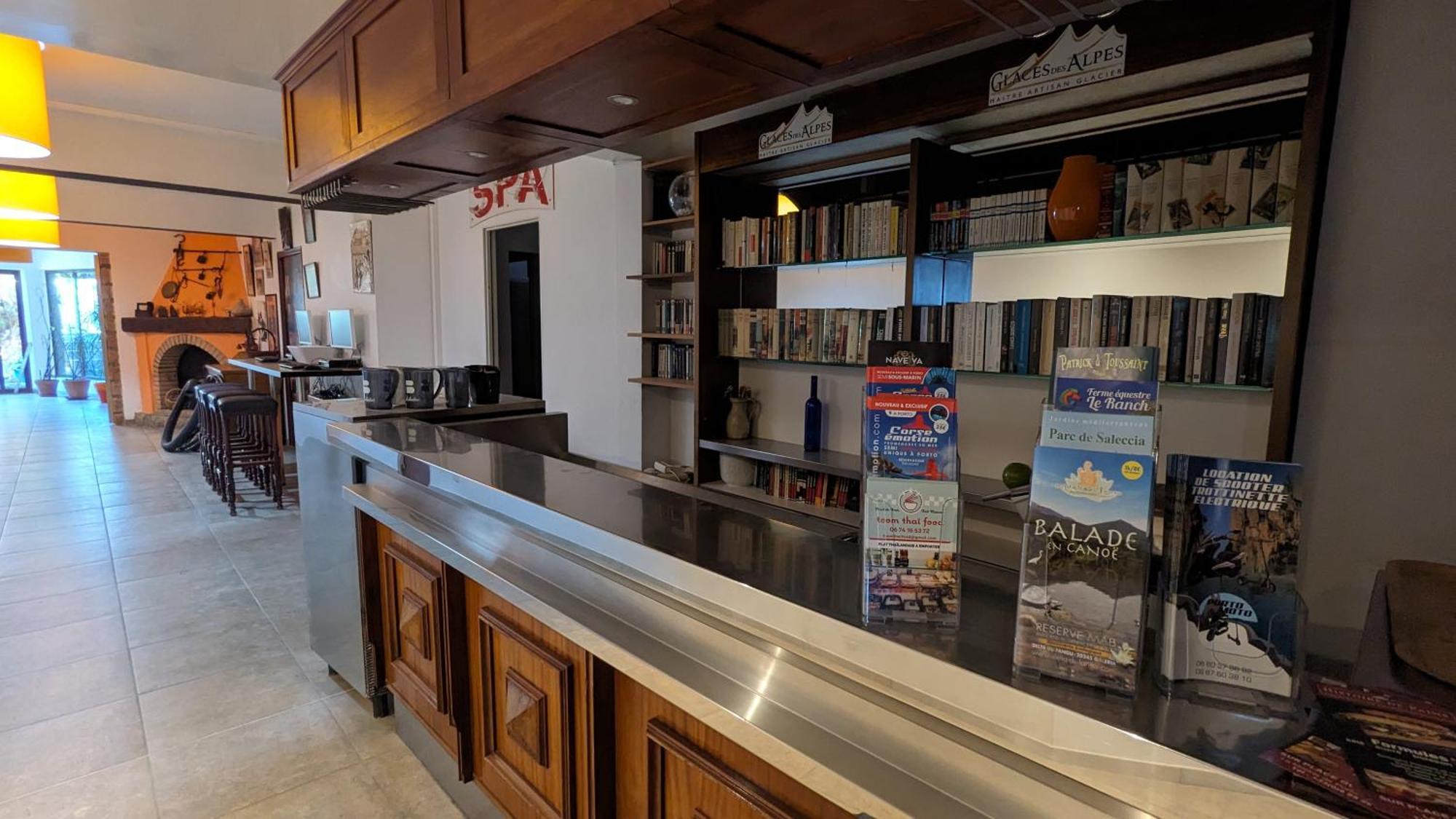 Le Porto T3 55M2 Vue Mer Immeuble Traditionnel En Pierre De Taille Avec Prestations Exceptionnelles Barbecue Ordinateur Videosurveillance Terrasse Panoramique エクステリア 写真