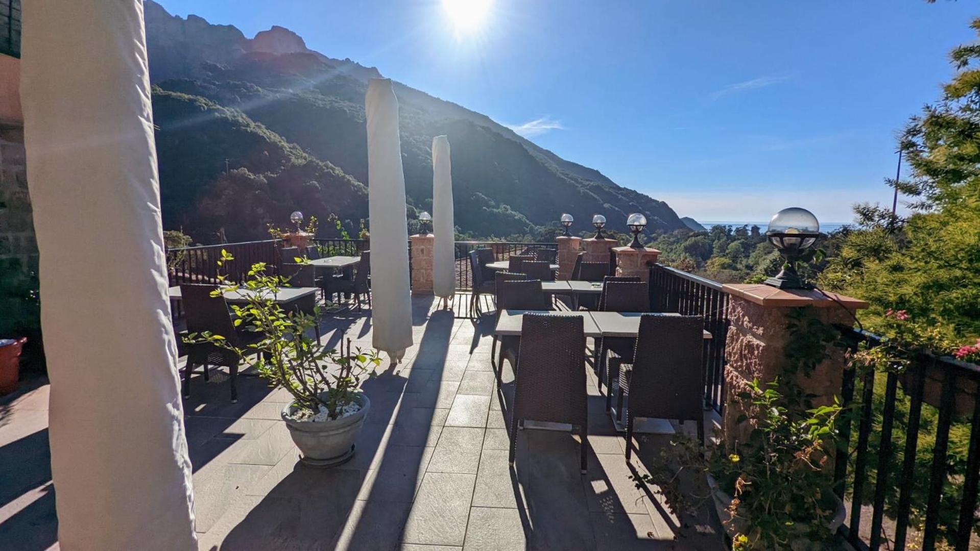 Le Porto T3 55M2 Vue Mer Immeuble Traditionnel En Pierre De Taille Avec Prestations Exceptionnelles Barbecue Ordinateur Videosurveillance Terrasse Panoramique エクステリア 写真
