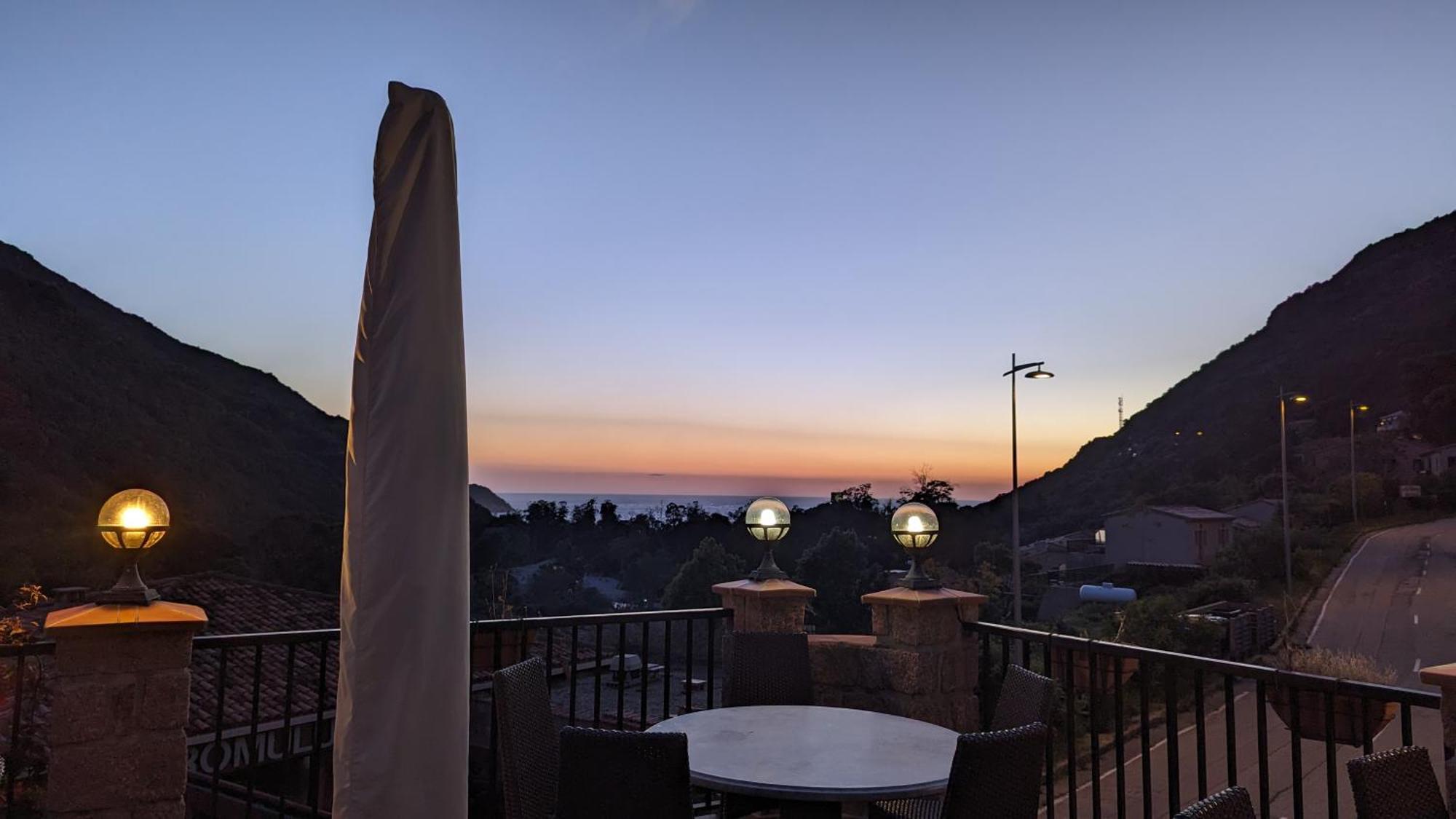 Le Porto T3 55M2 Vue Mer Immeuble Traditionnel En Pierre De Taille Avec Prestations Exceptionnelles Barbecue Ordinateur Videosurveillance Terrasse Panoramique エクステリア 写真